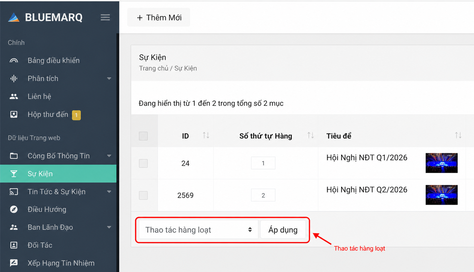 Khu vực Thao tác hàng loạt và nút Áp dụng bên dưới danh sách bản ghi